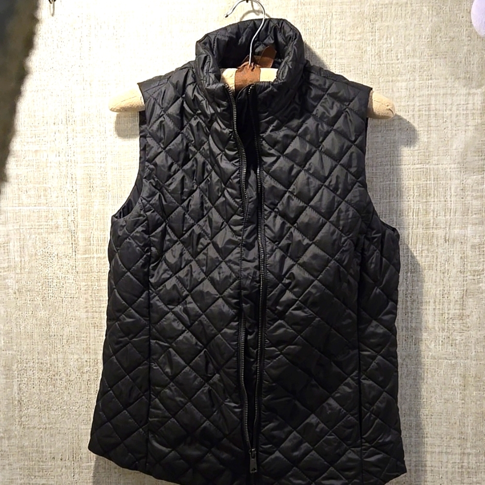 Banana Republic Puffer Vest